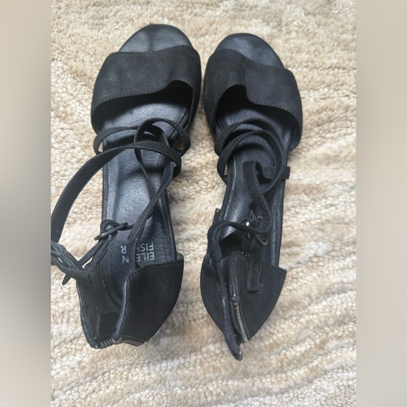 Black Lace-Up Women's Sandals - Picture 3 of 8